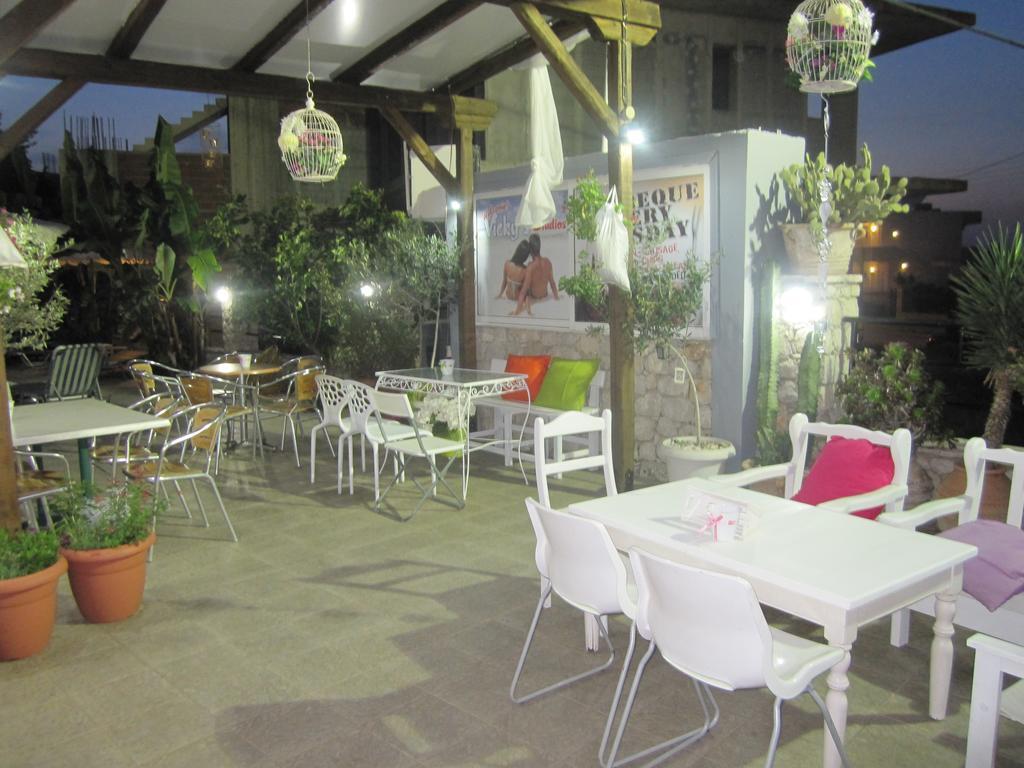 Vickys Studios Faliraki Rhodes City Exteriör bild