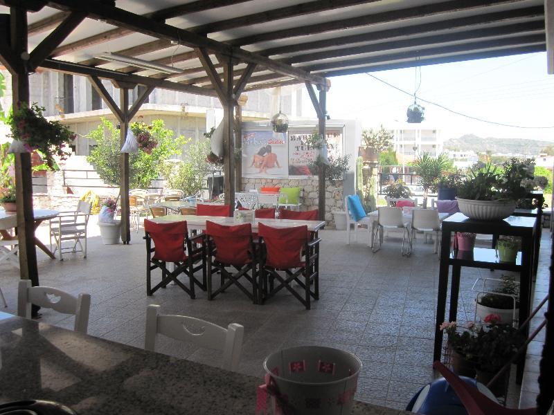 Vickys Studios Faliraki Rhodes City Exteriör bild